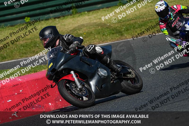 enduro digital images;event digital images;eventdigitalimages;mallory park;mallory park photographs;mallory park trackday;mallory park trackday photographs;no limits trackdays;peter wileman photography;racing digital images;trackday digital images;trackday photos
